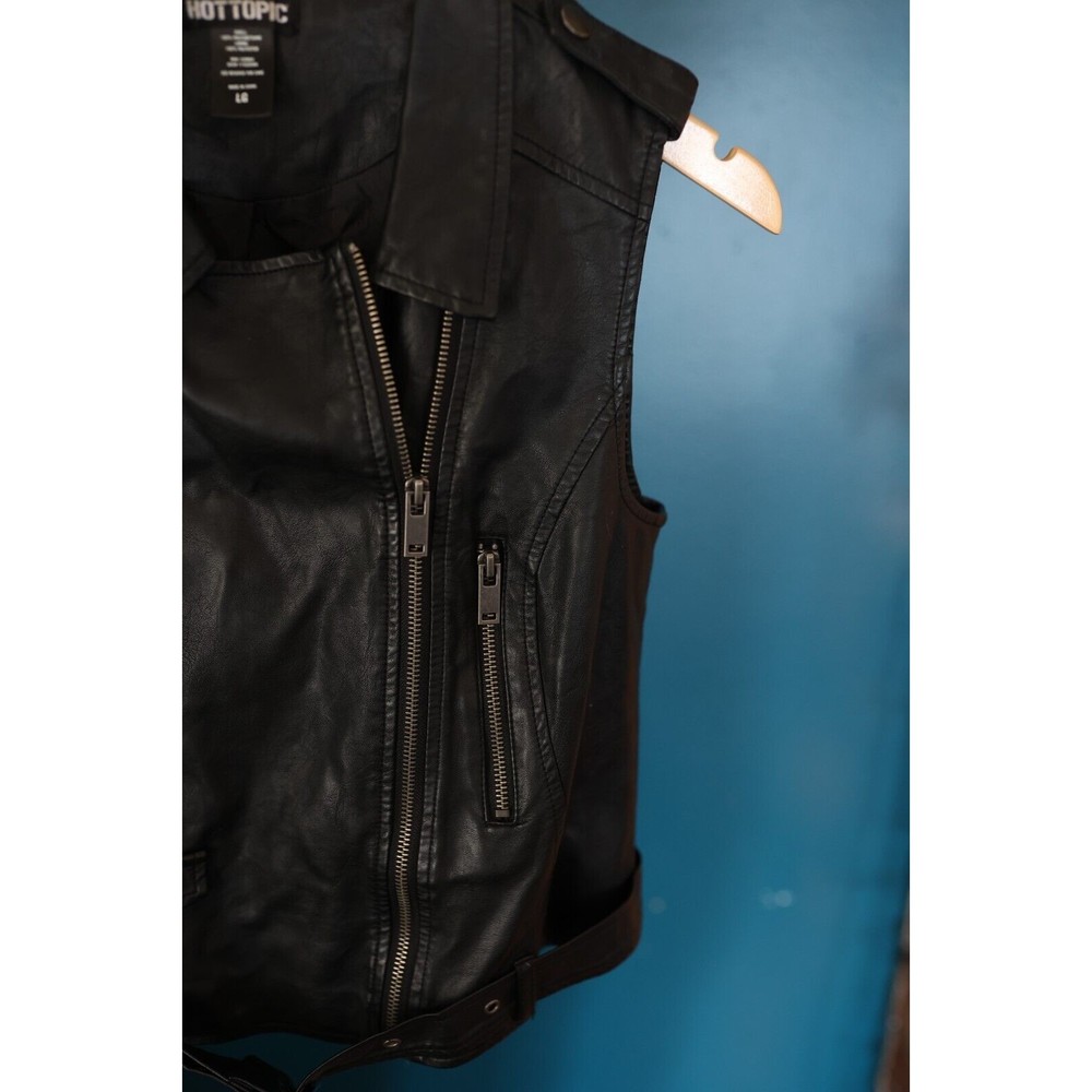 Hot Topic Black Moto Vest L Faux Leather Asymmetrical Bad Kitty back Patch - Picture 7 of 11